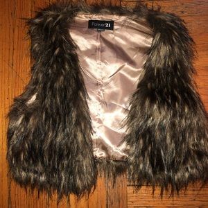 Fur vest